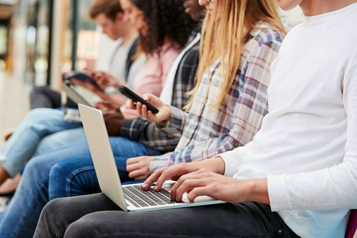 Higher education trends in online student demographics